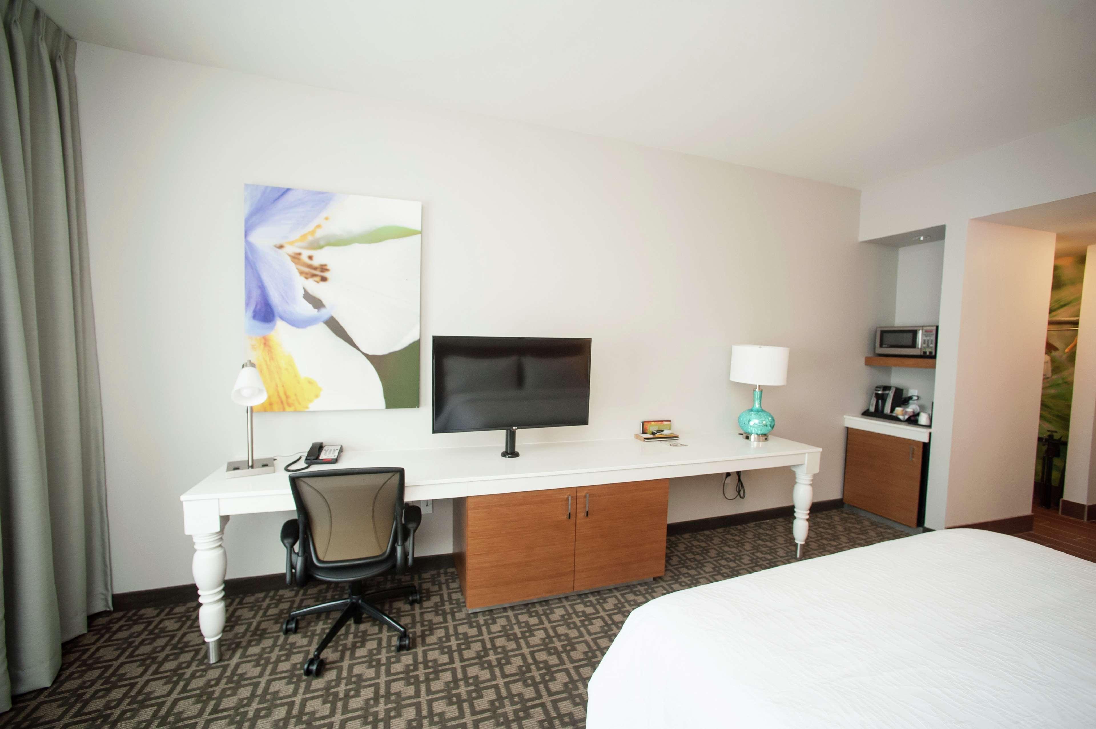 Hilton Garden Inn San Antonio-Live Oak Conference Center Exterior photo